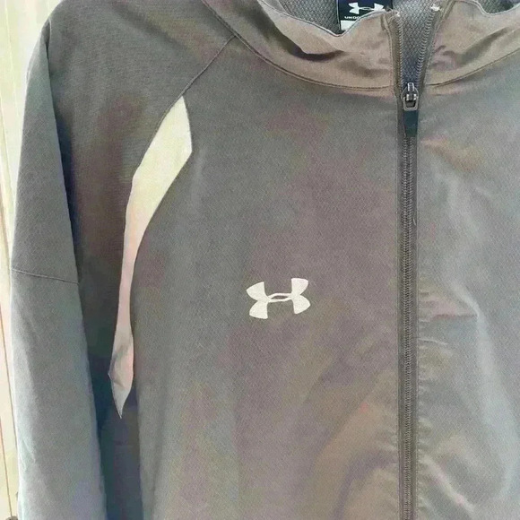 Under Armour XXL Windbreaker, Like New - Picture 2 of 5
